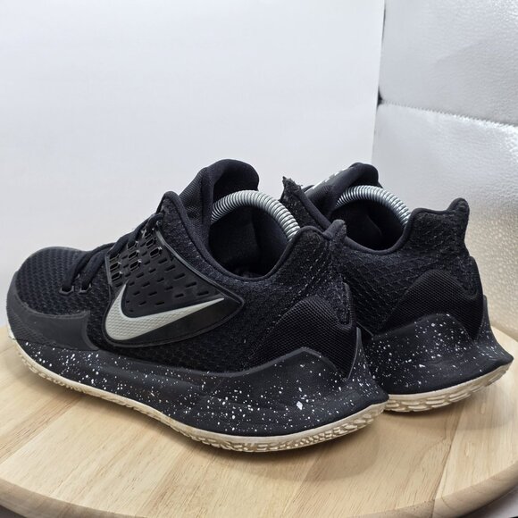 Nike Kyrie Low 2 Black Metallic Silver Sneakers Gym Shoes AV6337-003 Mens 9.5 - Picture 7 of 9